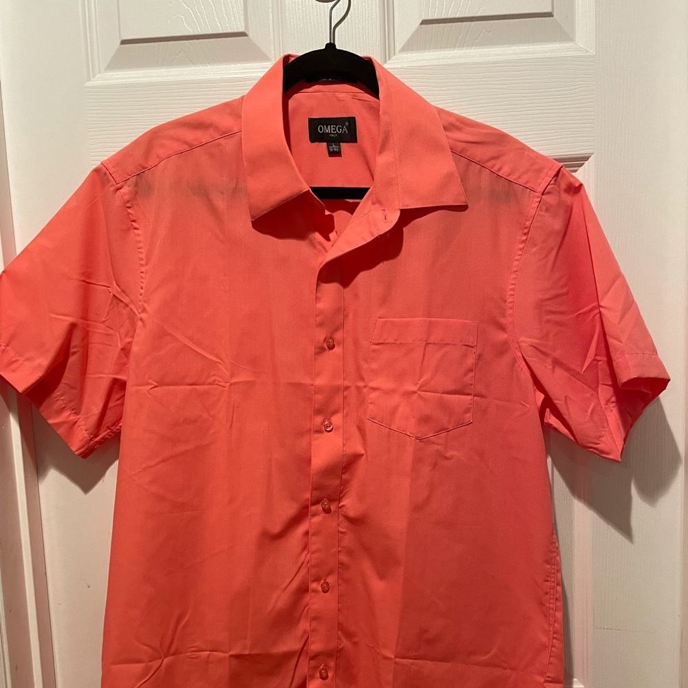 Men’s Omega Large NWOT coral colored dress shirt.